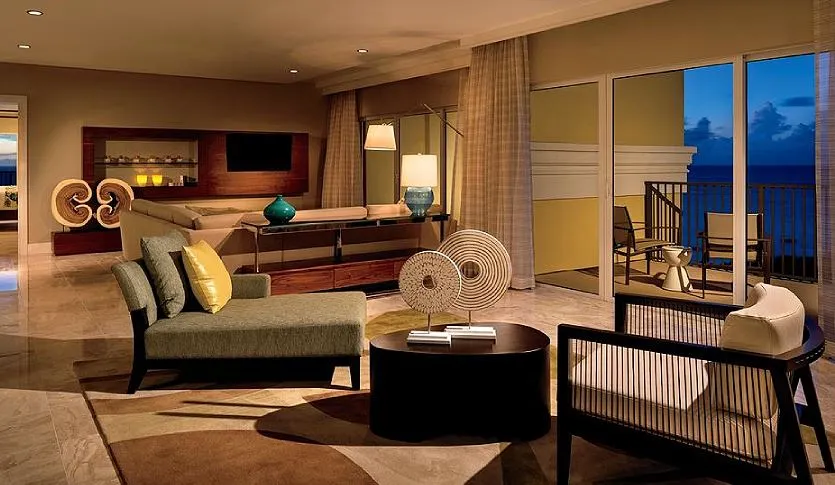 Villa és házbútor